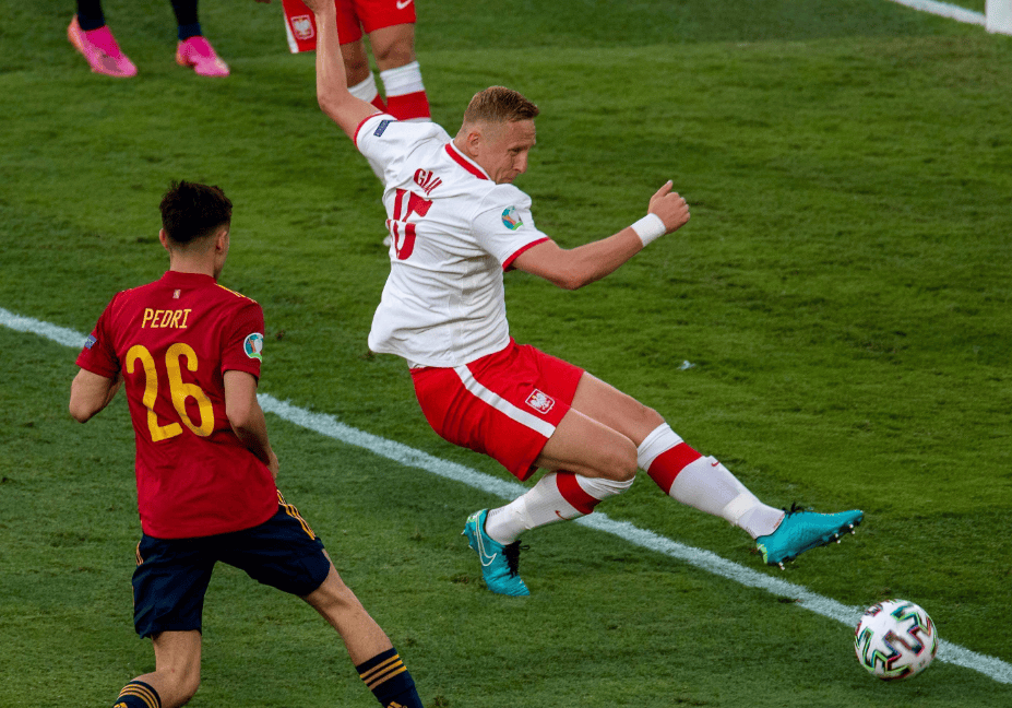 关于今晚费耶诺德战术微调——欧篮联节点到来,媒体盛赞,球探报告显示潜力的信息 关于今晚费耶诺德战术微调——欧篮联节点到来,媒体盛赞,球探报告显示潜力的信息